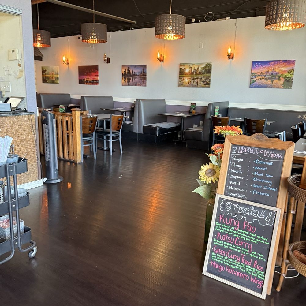 Smile Thai Cuisine - Thai Near Me - Tempe, Arizona Smile Thai Cuisine - Thai Near Me - Tempe, Arizona