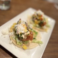 Market Seafood Eatery - Fish tacos