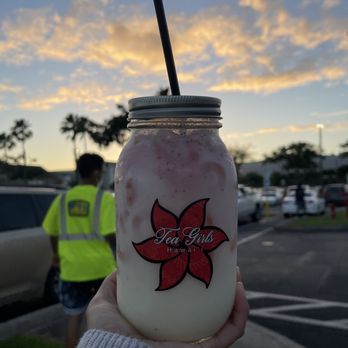 Tea Girls Hawaii - Vaifala with Strawberries - Food Trucks Near Me Tea Girls Hawaii - Vaifala with Strawberries - Food Trucks Near Me
