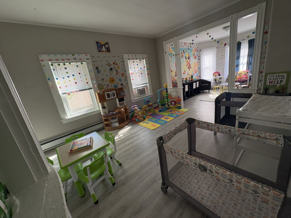 Little Sunflowers Of Faith - childcare center in Springfield, MA