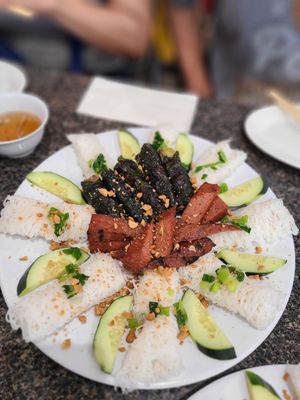 CƠM TẤM ĐÀO VIÊN by null