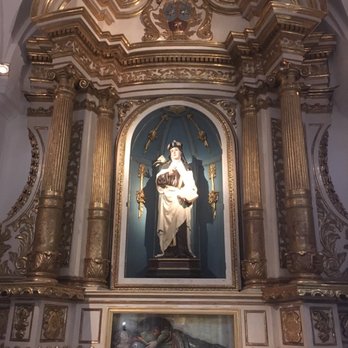 Iglesia San Ignacio de Loyola - One of the side altars - Churches Near Me - Buenos Aires, C