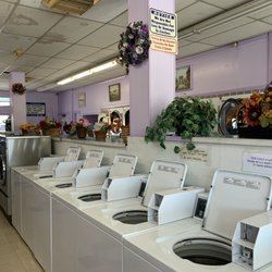 Sunburst Coin Laundry - Keeps the area clean!