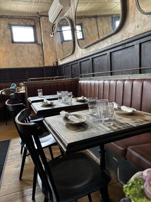 White Star Bar by null