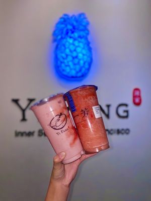 Yifang Taiwan Fruit Tea by null