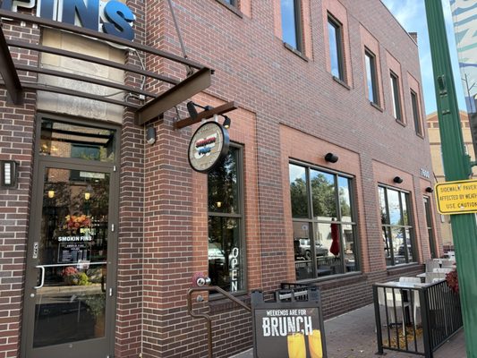 Smokin Fins - Arvada by null