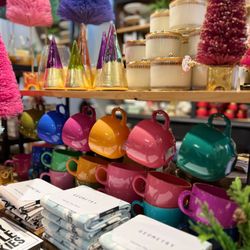 Spruce Home + Closet - Gifts for a Christmas kitchen