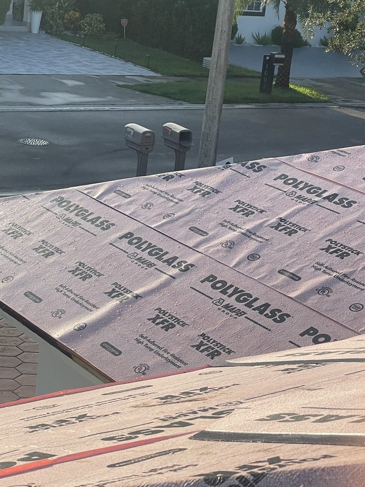 Slide of Roof Giants