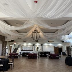 Superstition Manor - North Villa, indoor space