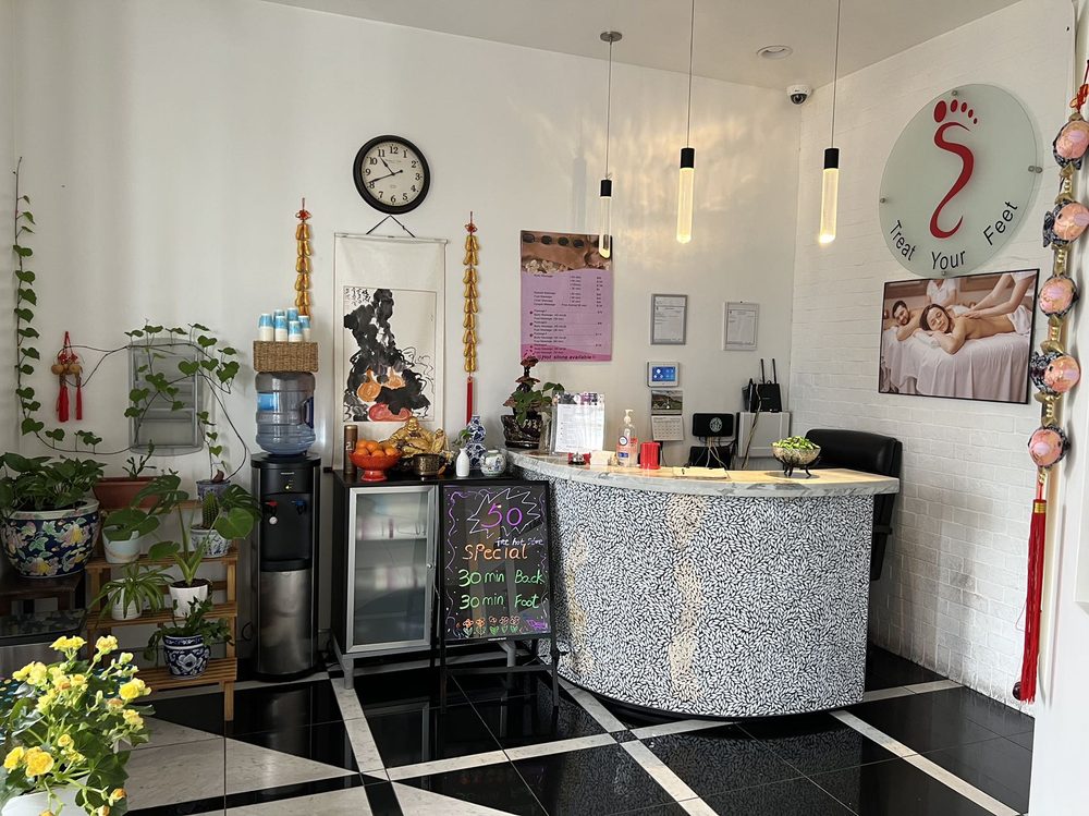 Treat Your Feet Massage