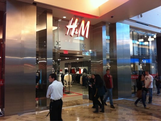 H&M by null