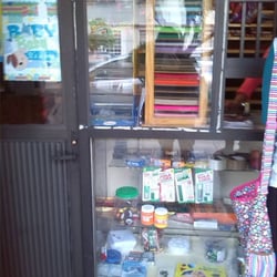 Papelería Alan - Esta papelería es pequeña pero encontrarás de todo