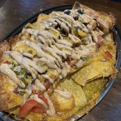 Graney's Bar & Grill - 1/2 loaded nachos