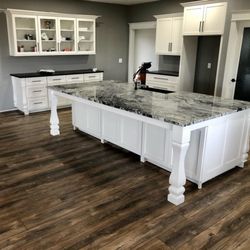 Coleman's Flooring & Blinds