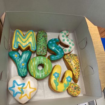 Simone's Donuts - Donuts Near Me - Long Beach, California Simone's Donuts - Donuts Near Me - Long Beach, California