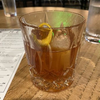 Dram and Draught - Cocktail Bars Near Me - Raleigh, North Carolina