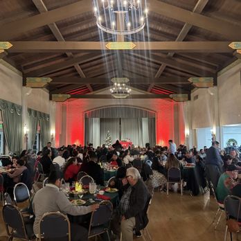 Bashful Butler Catering - Christmas banquet. - Caterers Near Me - Azusa, California Bashful Butler Catering - Christmas banquet. - Caterers Near Me - Azusa, California
