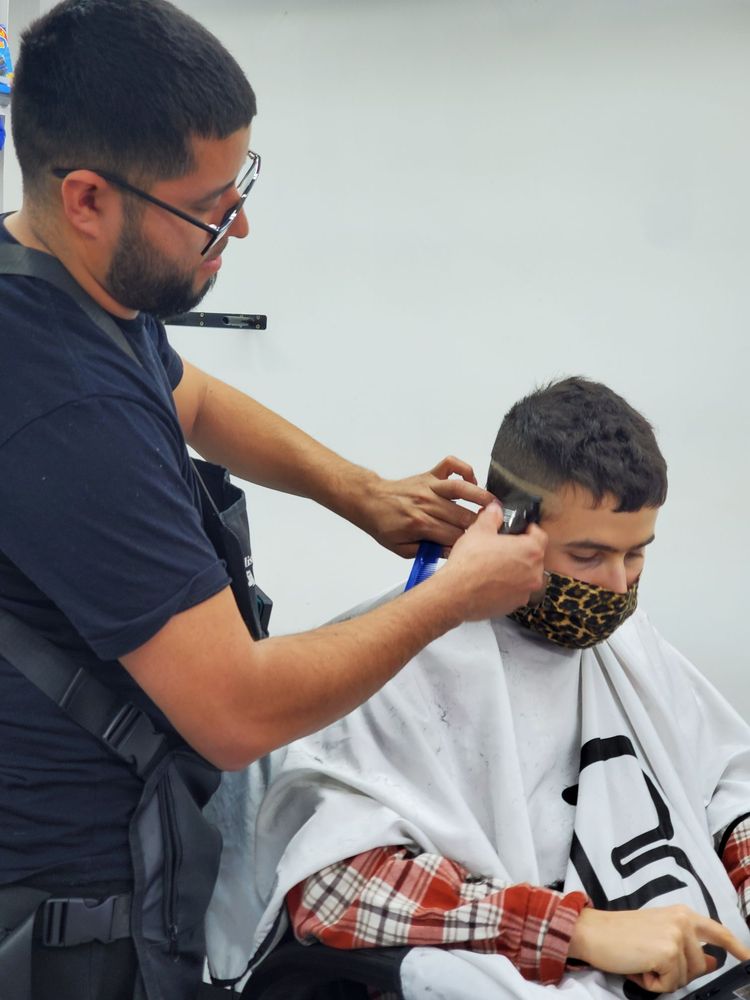 HEADMASTERS BARBER SHOP & SALON Updated October 2024 29 Photos 18