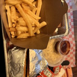 Moe's BBQ - Smoked brisket, fries, Mac and cheese and pulled beef burger