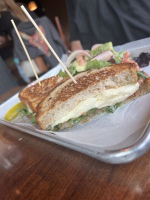 Carter’s Restaurant and Events by null