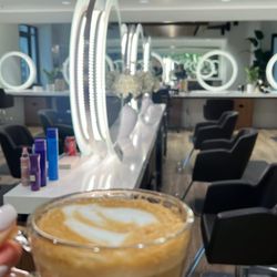 Ten Salon