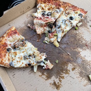 East Coast Enzo's Pizza - Had to go back in to ask why pizza is wet! Why was is it leaking?The pizza was dripping liquid. - Pizza Near Me - Everett, Washington East Coast Enzo's Pizza - Had to go back in to ask why pizza is wet! Why was is it leaking?The pizza was dripping liquid. - Pizza Near Me - Everett, Washington