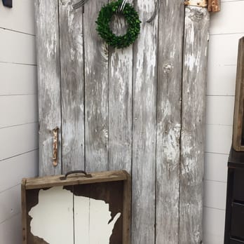 Antique Up - Picker Chicks - Booth 53 @antiqueupmall - Antiques Near Me - Stevens Point, Wisconsin