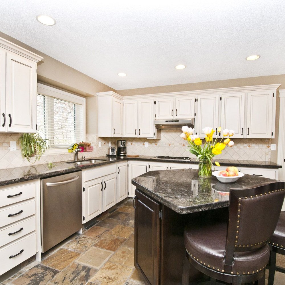 Kitchen Painter Calgary Matttroy