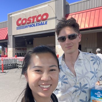 Costco - Outside the horrible Costco - Wholesale Stores Near Me - Honolulu, Hawaii Costco - Outside the horrible Costco - Wholesale Stores Near Me - Honolulu, Hawaii
