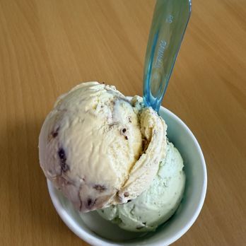 Scoopz Premium Ice Cream - Thatch Rood Sundae and Pistachio Ice Cream. - Ice Cream & Frozen Yogurt Near Me - Walnut, California Scoopz Premium Ice Cream - Thatch Rood Sundae and Pistachio Ice Cream. - Ice Cream & Frozen Yogurt Near Me - Walnut, California
