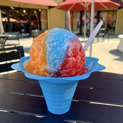 Auenuenue Shave Ice - Shave ice cream