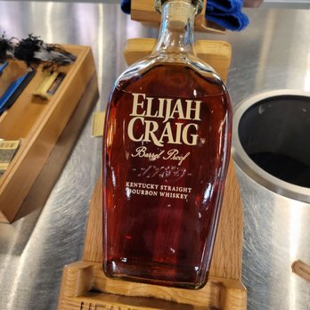 Heaven Hill Bourbon Experience - Tours Near Me - Bardstown, Kentucky