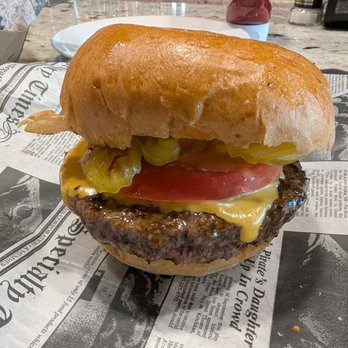 Town Hall Burger and Beer - Perfect Burger - Burgers Near Me - Raleigh, North Carolina Town Hall Burger and Beer - Perfect Burger - Burgers Near Me - Raleigh, North Carolina