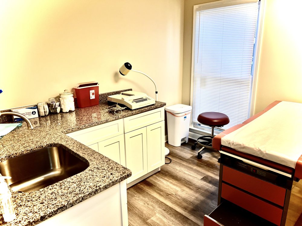 CENTRO DE SALUD HISPANO DE Updated October 2024 3475