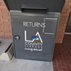 LA County Library - George Nye Jr. Library - Returns