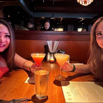 Houston's Restaurant - Steakhouses Near Me - Pasadena, California Houston's Restaurant - Steakhouses Near Me - Pasadena, California