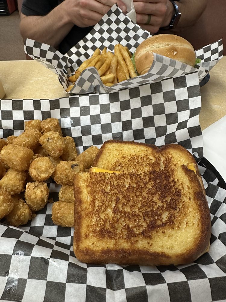 Crane Store, Cafe, Gas and RV Park