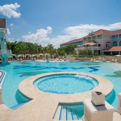 Premiere Travel Planners - Fun in the Sun
