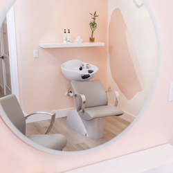Toile & Bubble Salon & Spa