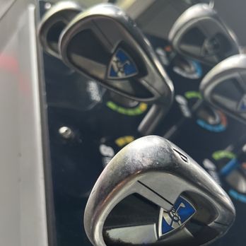 Topgolf - Golf clubs - New American Near Me - Edison, New Jersey