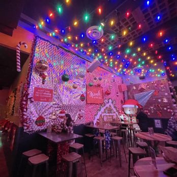 Paper Plane - Miracle decor - Cocktail Bars Near Me - San Jose, California