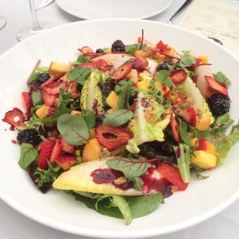 Twenty Eight - Lettuce and peach salad with champagne vinaigrette - Steakhouses Near Me - Irvine, California Twenty Eight - Lettuce and peach salad with champagne vinaigrette - Steakhouses Near Me - Irvine, California