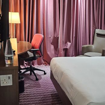 Hampton by Hilton London Croydon - Room - Hotels Near Me - Croydon, XGL
