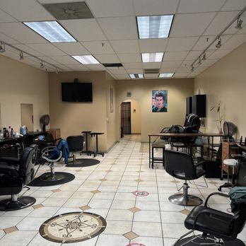 Eklips Full Service Salon - Interior of salon - Eyebrow Services Near Me - Elk Grove, California Eklips Full Service Salon - Interior of salon - Eyebrow Services Near Me - Elk Grove, California