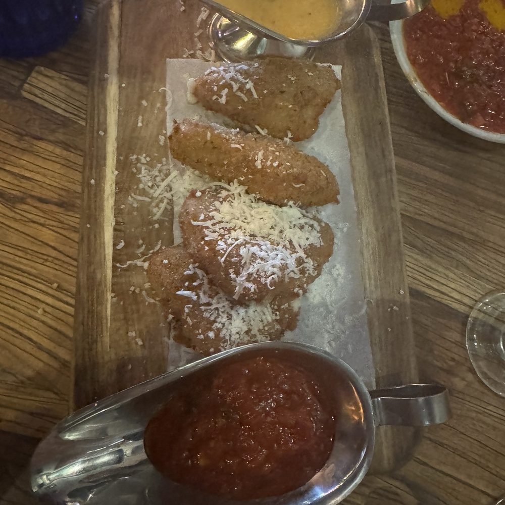 Francesca's Cucina - Mozzarella sticks - Italian Near Me - Syracuse, New York Francesca's Cucina - Mozzarella sticks - Italian Near Me - Syracuse, New York