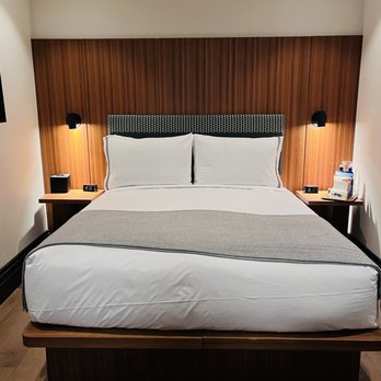 The Moore - Hotels Near Me - New York, New York