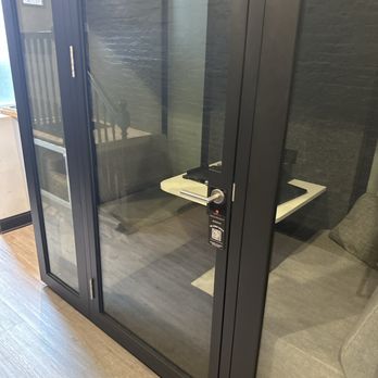 Iconic Coffee - Meeting booth for use with reservation. $25 for 90 min. Could be worth it if peace of mind and privacy is needed. - Cafes Near Me - Hackensack, New Jersey