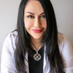Bella Cosa Med Spa - Owner CEO Jenee Sanchez