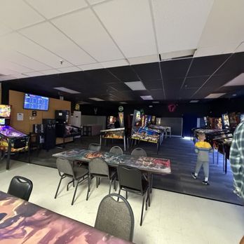 Comic Kingdom - Pinball game room - Comic Books Near Me - Reno, Nevada