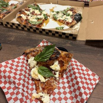 Corner Slice - Hot Honey Burrata Pepperoni - Pizza Near Me - Livermore, California Corner Slice - Hot Honey Burrata Pepperoni - Pizza Near Me - Livermore, California